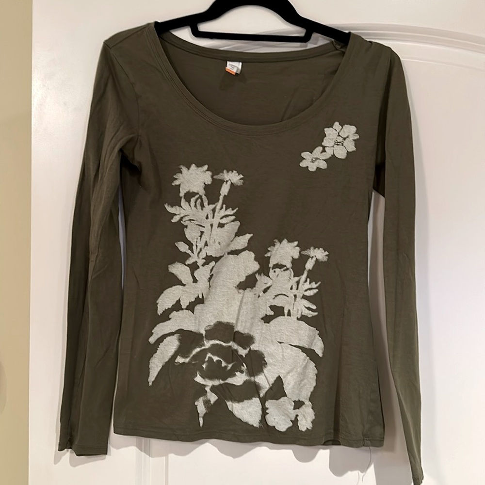 Lucy top. Super cute print